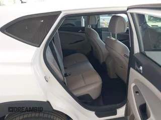 2018 Hyundai Tucson SE z VIN KM8J2CA44JU657178, wystawiony jako IAAI lot #42157871 z przebiegiem 130 715 mil mil oraz . Historia ofert i sprzedaży dostępna na DreamBid. Obrazek 8.