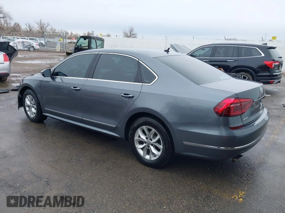 2017 Volkswagen Passat S z VIN 1VWAT7A3XHC071775, wystawiony jako IAAI lot #41775028 z przebiegiem 58 945 mil mil oraz . Historia ofert i sprzedaży dostępna na DreamBid. Obrazek 3.