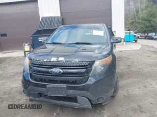2013 Ford Police Interceptor Utility z VIN 1FM5K8AR1DGA51575, wystawiony jako IAAI lot #41929783 z przebiegiem Nie podano mil oraz . Historia ofert i sprzedaży dostępna na DreamBid. Obrazek 11.