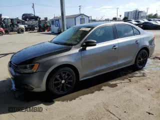 2013 Volkswagen Jetta SE z VIN 3VWDP7AJ8DM364387, wystawiony jako Copart lot #58773075 z przebiegiem 188 116 mil mil oraz Szkoda całkowita • Salvage title. Historia ofert i sprzedaży dostępna na DreamBid. Obrazek 1.