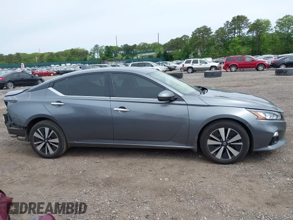 2020 Nissan Altima SV z VIN 1N4BL4DWXLC172566, wystawiony jako IAAI lot #42359457 z przebiegiem 122 856 mil mil oraz . Historia ofert i sprzedaży dostępna na DreamBid. Obrazek 13.