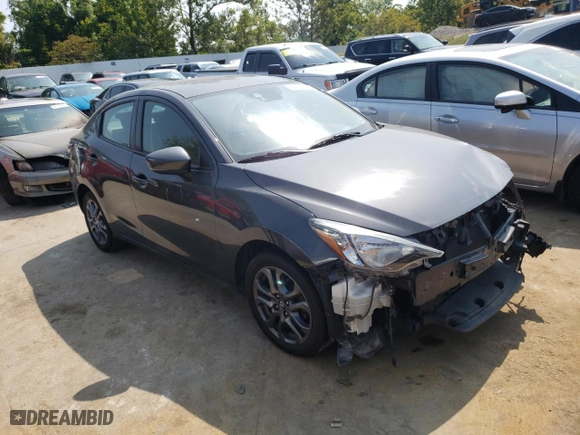 2019 Toyota Yaris Sedan L with VIN 3MYDLBYV0KY501372, listed as a Copart auction lot 67850254 with 86,309 mi miles and Salvage Title. Bid and sale history available at carsss.com. Image 4.