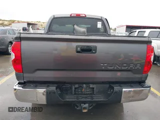 2014 Toyota Tundra SR5 z VIN 5TFEM5F16EX082421, wystawiony jako IAAI lot #40735426 z przebiegiem 173 005 mil mil oraz . Historia ofert i sprzedaży dostępna na DreamBid. Obrazek 15.