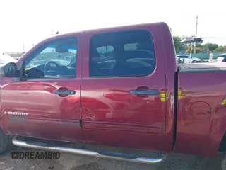 2008 GMC Sierra 1500 SLT z VIN 2GTEC13J381206419, wystawiony jako IAAI lot #42342570 z przebiegiem 145 671 mil mil oraz . Historia ofert i sprzedaży dostępna na DreamBid. Obrazek 14.