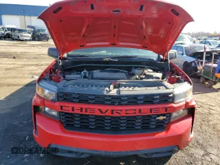 2019 Chevrolet Silverado 1500 Custom with VIN 1GCRYBEH5KZ312341, listed as a Copart auction lot 49052825 with 33,710 mi miles and Clean Title. Bid and sale history available at DreamBid. Image 11.