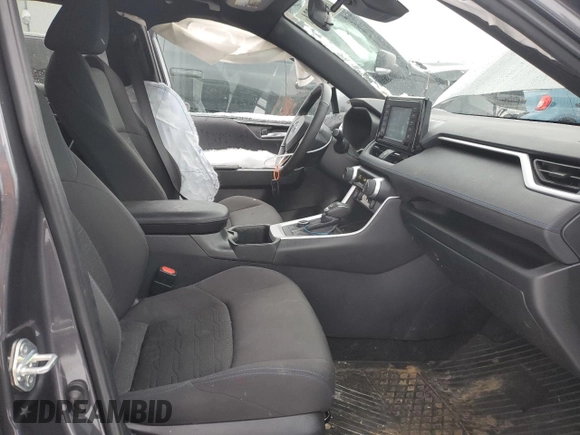 2022 Toyota RAV4 with VIN 2T34WRFV7NW142811, listed as a Copart auction lot 86429724 with 57,244 mi miles and Salvage title. Bid and sale history available at DreamBid. Image 7.