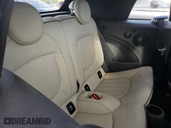 2019 MINI Convertible Cooper S с VIN WMWWG9C59K3E41385, выставлен на аукционе Copart как лот 74269624 с пробегом Не указан миль и На запчасти • Non repairable. История ставок и продаж доступна на DreamBid. Изображение 11.