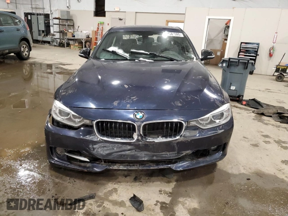 2013 BMW 3 Series 328i xDrive with VIN WBA3B3C54DJ976750, listed as a Copart auction lot 87681595 with Not Provided miles and Salvage Title. Bid and sale history available at carsss.com. Image 5.