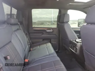2024 Chevrolet Silverado 3500HD High Country with VIN 1GC4YVEY0RF124804, listed as a Copart auction lot 47888825 with 33,100 mi miles and Salvage Title. Bid and sale history available at carsss.com. Image 10.