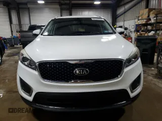 2016 Kia Sorento LX with VIN 5XYPG4A39GG053357, listed as a Copart auction lot 46892525 with 78,402 mi miles and Clean Title. Bid and sale history available at carsss.com. Image 5.