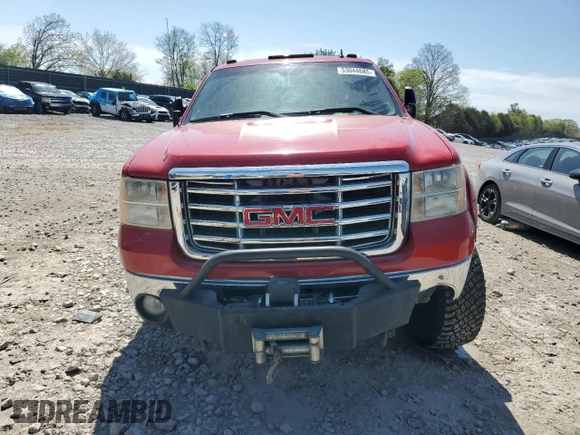 2009 GMC Sierra 2500HD SLT z VIN 1GTHK63689F171542, wystawiony jako Copart lot #53044685 z przebiegiem 252 999 mil mil oraz Szkoda całkowita • Salvage title. Historia ofert i sprzedaży dostępna na DreamBid. Obrazek 5.