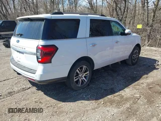 2022 Ford Expedition Limited z VIN 1FMJU2AT7NEA67407, wystawiony jako IAAI lot #41796472 z przebiegiem 31 145 mil mil oraz . Historia ofert i sprzedaży dostępna na DreamBid. Obrazek 4.