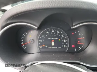 2014 Kia Sorento SX z VIN 5XYKW4A76EG518982, wystawiony jako Copart lot #51298035 z przebiegiem 85 650 mil mil oraz Szkoda całkowita • Salvage title. Historia ofert i sprzedaży dostępna na DreamBid. Obrazek 9.