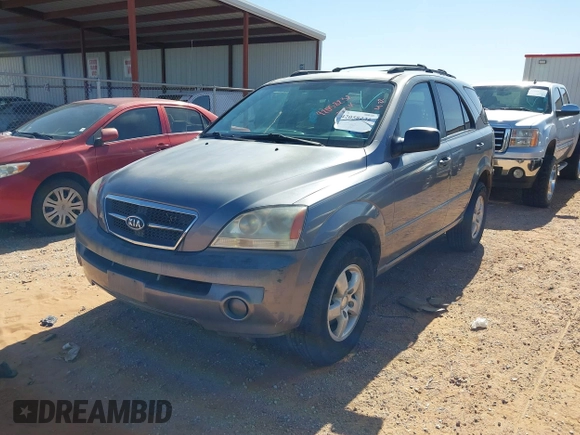 2006 Kia Sorento LX with VIN KNDJD733X65552995, listed as a IAAI auction lot 42058232 with 116,378 mi miles and . Bid and sale history available at DreamBid. Image 2.