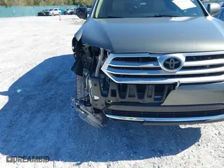 2012 Toyota Highlander Limited with VIN 5TDYK3EH7CS054667, listed as a IAAI auction lot 41716240 with 234,682 mi miles. Bid and sale history available at carsss.com. Image 19.