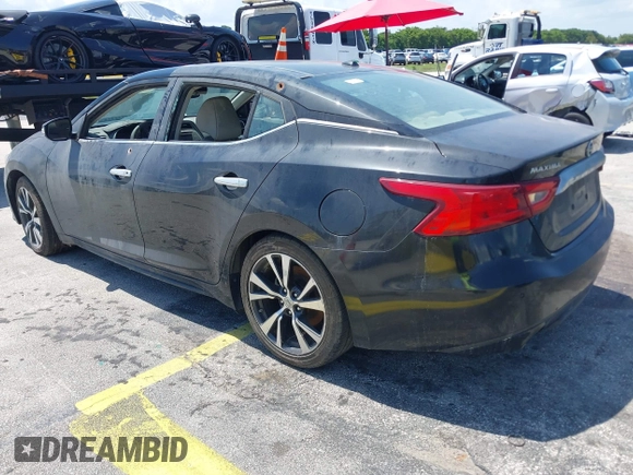 2019 Nissan Maxima Platinum z VIN 1N4AA6AV8KC366407, wystawiony jako IAAI lot #42329455 z przebiegiem 34 518 mil mil oraz . Historia ofert i sprzedaży dostępna na DreamBid. Obrazek 3.