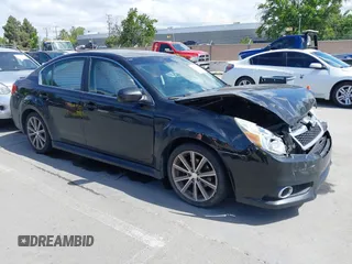 2014 Subaru Legacy Special Sports z VIN 4S3BMCH62E3021347, wystawiony jako IAAI lot #42260384 z przebiegiem 170 785 mil mil oraz . Historia ofert i sprzedaży dostępna na DreamBid. Obrazek 1.