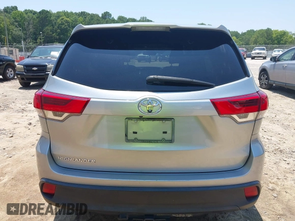 2019 Toyota Highlander LE with VIN 5TDZARFH0KS061239, listed as a IAAI auction lot 42601981 with 216,288 mi miles and . Bid and sale history available at DreamBid. Image 16.