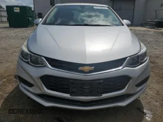 2018 Chevrolet Cruze LS with VIN 1G1BC5SM9J7214287, listed as a Copart auction lot 54958255 with 32,709 mi miles and Salvage Title. Bid and sale history available at DreamBid. Image 5.