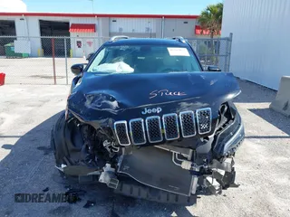 2019 Jeep Cherokee Limited z VIN 1C4PJLDX5KD487535, wystawiony jako IAAI lot #42263873 z przebiegiem 51 345 mil mil oraz . Historia ofert i sprzedaży dostępna na DreamBid. Obrazek 6.