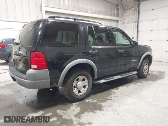 2002 Ford Explorer XLS z VIN 1FMZU72E32ZA31184, wystawiony jako IAAI lot #42013868 z przebiegiem Nie podano mil oraz . Historia ofert i sprzedaży dostępna na DreamBid. Obrazek 4.