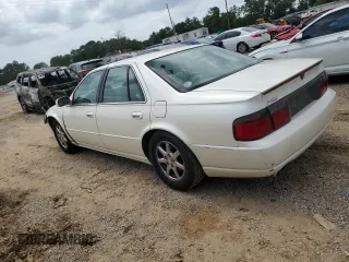 1998 Cadillac Seville STS z VIN 1G6KY549XWU928703, wystawiony jako Copart lot #59948685 z przebiegiem 180 254 mil mil oraz Szkoda całkowita • Salvage title. Historia ofert i sprzedaży dostępna na DreamBid. Obrazek 2.