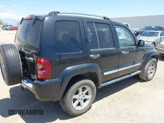 2005 Jeep Liberty Limited with VIN 1J4GL58K05W678660, listed as a IAAI auction lot 42624587 with 135,214 mi miles and . Bid and sale history available at DreamBid. Image 4.