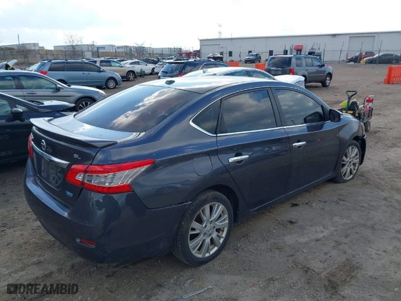 2014 Nissan Sentra SV with VIN 3N1AB7APXEY322020, listed as a IAAI auction lot 41898496 with 122,371 mi miles. Bid and sale history available at carsss.com. Image 4.