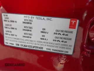 2018 Tesla Model S 75D z VIN 5YJSA1E22JF291433, wystawiony jako IAAI lot #42316194 z przebiegiem 59 143 mil mil oraz . Historia ofert i sprzedaży dostępna na DreamBid. Obrazek 9.