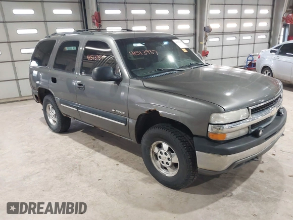 2001 Chevrolet Tahoe LT with VIN 1GNEK13T11J227454, listed as a IAAI auction lot 41513937 with 284,210 mi miles. Bid and sale history available at carsss.com. Image 1.