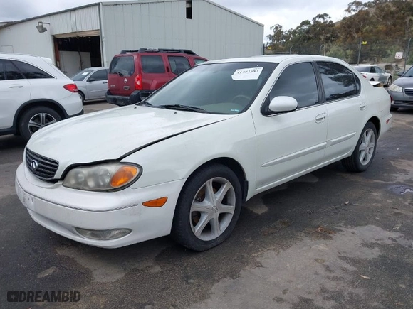 2003 Infiniti I35 Luxury with VIN JNKDA31A53T113385, listed as a IAAI auction lot 41781583 with 190,735 mi miles. Bid and sale history available at carsss.com. Image 2.