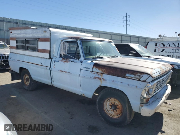 1967 Ford F-250 с VIN F25YRA58151, выставлен на аукционе Copart как лот 43947465 с пробегом 98 863 миль миль и Чистый • Clean title. История ставок и продаж доступна на DreamBid. Изображение 4.
