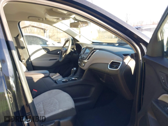 2020 Chevrolet Equinox LS with VIN 2GNAXHEV9L6151229, listed as a IAAI auction lot 41816579 with 94,324 mi miles. Bid and sale history available at carsss.com. Image 5.