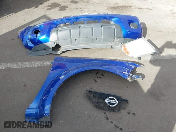2014 Nissan Frontier SV with VIN 1N6AD0ER1EN765693, listed as a IAAI auction lot 41560914 with 165,572 mi miles and . Bid and sale history available at DreamBid. Image 12.