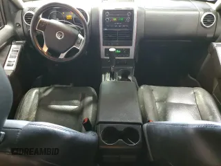 2008 Mercury Mountaineer z VIN 4M2EU47E38UJ12096, wystawiony jako Copart lot #57841655 z przebiegiem 177 724 mil mil oraz Tytuł czysty. Historia ofert i sprzedaży dostępna na DreamBid. Obrazek 8.