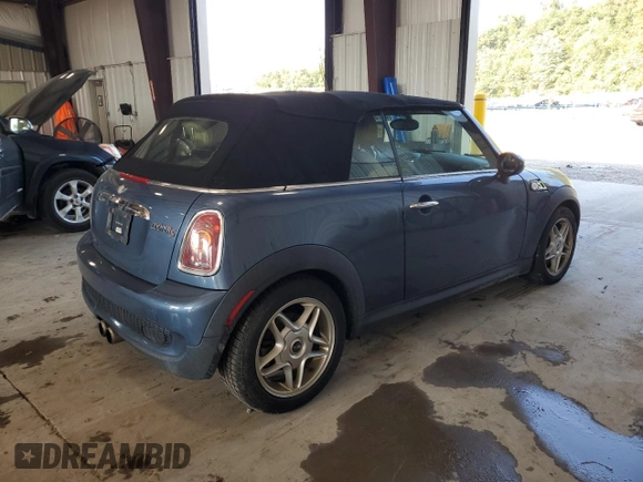 2010 MINI Convertible S with VIN WMWMS3C5XATY08714, listed as a Copart auction lot 66751035 with 72,747 mi miles and Clean title. Bid and sale history available at DreamBid. Image 3.