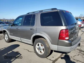 2002 Ford Explorer XLT with VIN 1FMZU73W52UD04193, listed as a Copart auction lot 45418235 with 211,401 mi miles and Salvage title. Bid and sale history available at DreamBid. Image 2.