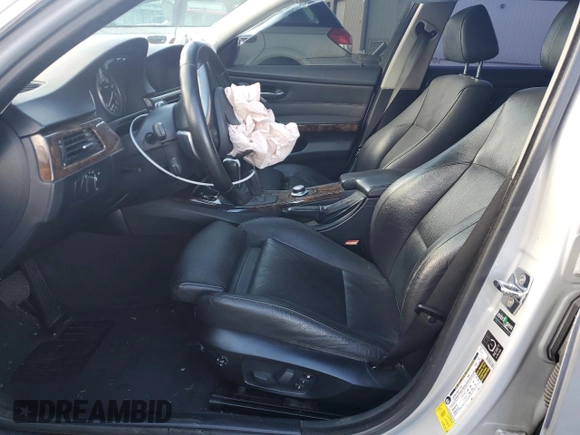 2007 BMW 3 Series 335i with VIN WBAVB73577KY60876, listed as a Copart auction lot 77561104 with Not provided miles and Salvage title. Bid and sale history available at DreamBid. Image 7.