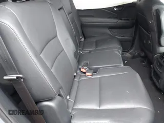2022 Honda Pilot Special Edition with VIN 5FNYF6H27NB100213, listed as a IAAI auction lot 42010593 with 23,359 mi miles and . Bid and sale history available at carsss.com. Image 8.