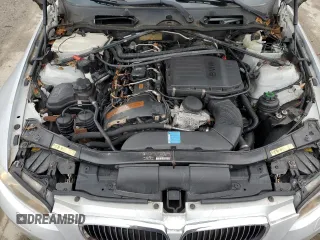 2008 BMW 3 Series 335xi with VIN WBAWC73548E065026, listed as a Copart auction lot 44252935 with 98,947 mi miles and Clean Title. Bid and sale history available at carsss.com. Image 11.