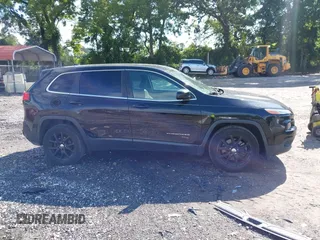 2018 Jeep Cherokee Latitude Tech Connect z VIN 1C4PJLCB1JD596112, wystawiony jako IAAI lot #42707705 z przebiegiem 184 586 mil mil oraz . Historia ofert i sprzedaży dostępna na DreamBid. Obrazek 13.
