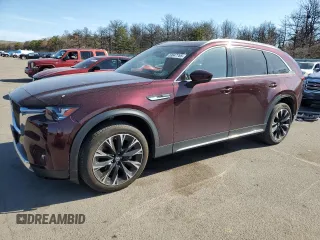 2024 Mazda CX-90 Premium Plus z VIN JM3KKEHA5R1131825, wystawiony jako Copart lot #53647765 z przebiegiem 8 890 mil mil oraz Szkoda całkowita • Salvage title. Historia ofert i sprzedaży dostępna na DreamBid. Obrazek 1.