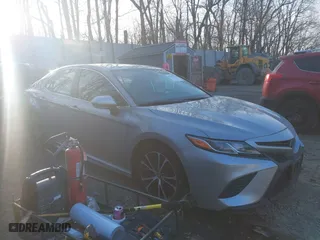 2019 Toyota Camry LE with VIN 4T1B11HK8KU772965, listed as a IAAI auction lot 41781746 with 36,284 mi miles. Bid and sale history available at carsss.com. Image 1.