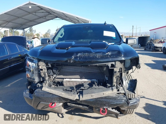 2024 Chevrolet Silverado 1500 Custom Trail Boss with VIN 3GCUDCE84RG129664, listed as a IAAI auction lot 41652172 with 35,644 mi miles. Bid and sale history available at carsss.com. Image 13.