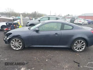 2009 Infiniti G37 with VIN JNKCV64E49M601987, listed as a IAAI auction lot 42012422 with 233,821 mi miles and . Bid and sale history available at carsss.com. Image 14.