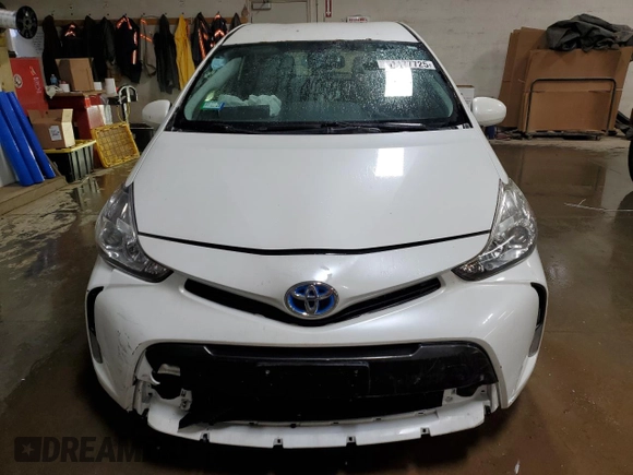 2016 Toyota Prius Two z VIN JTDZN3EU2GJ047489, wystawiony jako Copart lot #51177725 z przebiegiem 104 820 mil mil oraz Szkoda całkowita • Salvage title. Historia ofert i sprzedaży dostępna na DreamBid. Obrazek 5.