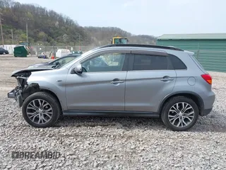2018 Mitsubishi Outlander SEL z VIN JA4AR4AW0JZ011009, wystawiony jako IAAI lot #42026230 z przebiegiem 77 123 mil mil oraz . Historia ofert i sprzedaży dostępna na DreamBid. Obrazek 15.