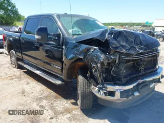 2017 Ford F-250 Lariat z VIN 1FT7W2BT0HEE45949, wystawiony jako IAAI lot #42304194 z przebiegiem 144 577 mil mil oraz . Historia ofert i sprzedaży dostępna na DreamBid. Obrazek 1.