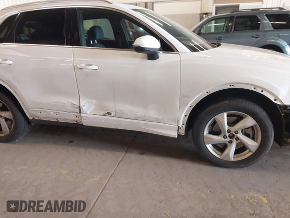 2021 Audi Q3 Premium z VIN WA1AUCF36M1089224, wystawiony jako IAAI lot #41998972 z przebiegiem 73 593 mil mil oraz . Historia ofert i sprzedaży dostępna na DreamBid. Obrazek 18.