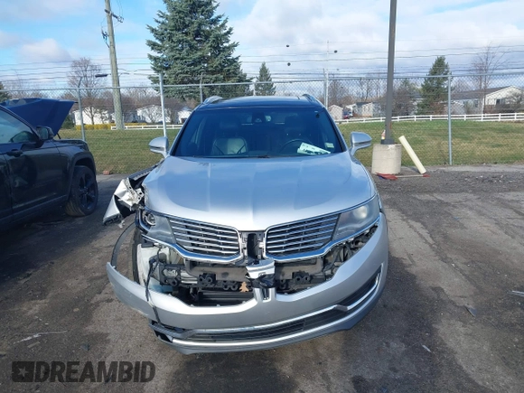 2016 Lincoln MKX Reserve with VIN 2LMTJ8LRXGBL76149, listed as a IAAI auction lot 41917774 with 90,736 mi miles and . Bid and sale history available at DreamBid. Image 12.